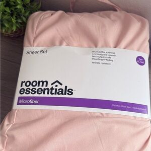Room Essentials Blush Microfiber Sheet Set